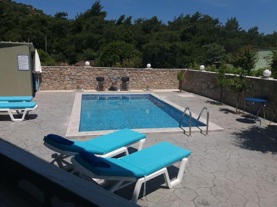 Greek Style Ground Floor Apartment & Pool Ialysos  Esterno foto