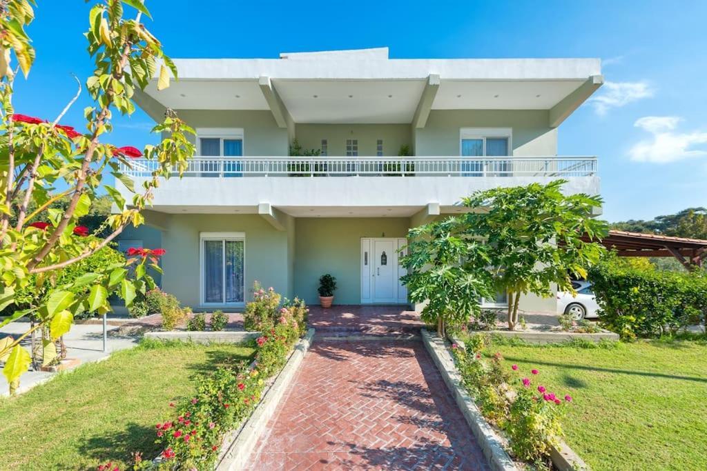Greek Style Ground Floor Apartment & Pool Ialysos  Esterno foto