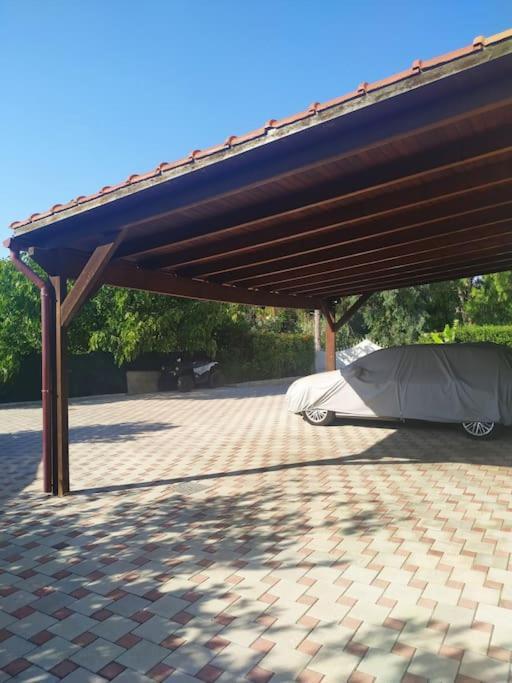Greek Style Ground Floor Apartment & Pool Ialysos  Esterno foto