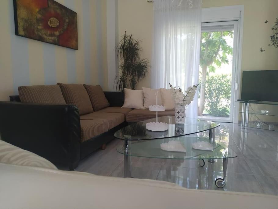 Greek Style Ground Floor Apartment & Pool Ialysos  Esterno foto
