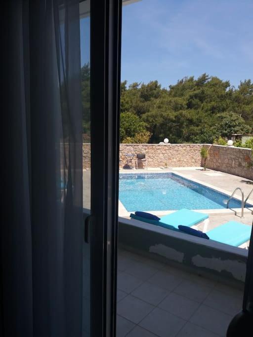 Greek Style Ground Floor Apartment & Pool Ialysos  Esterno foto